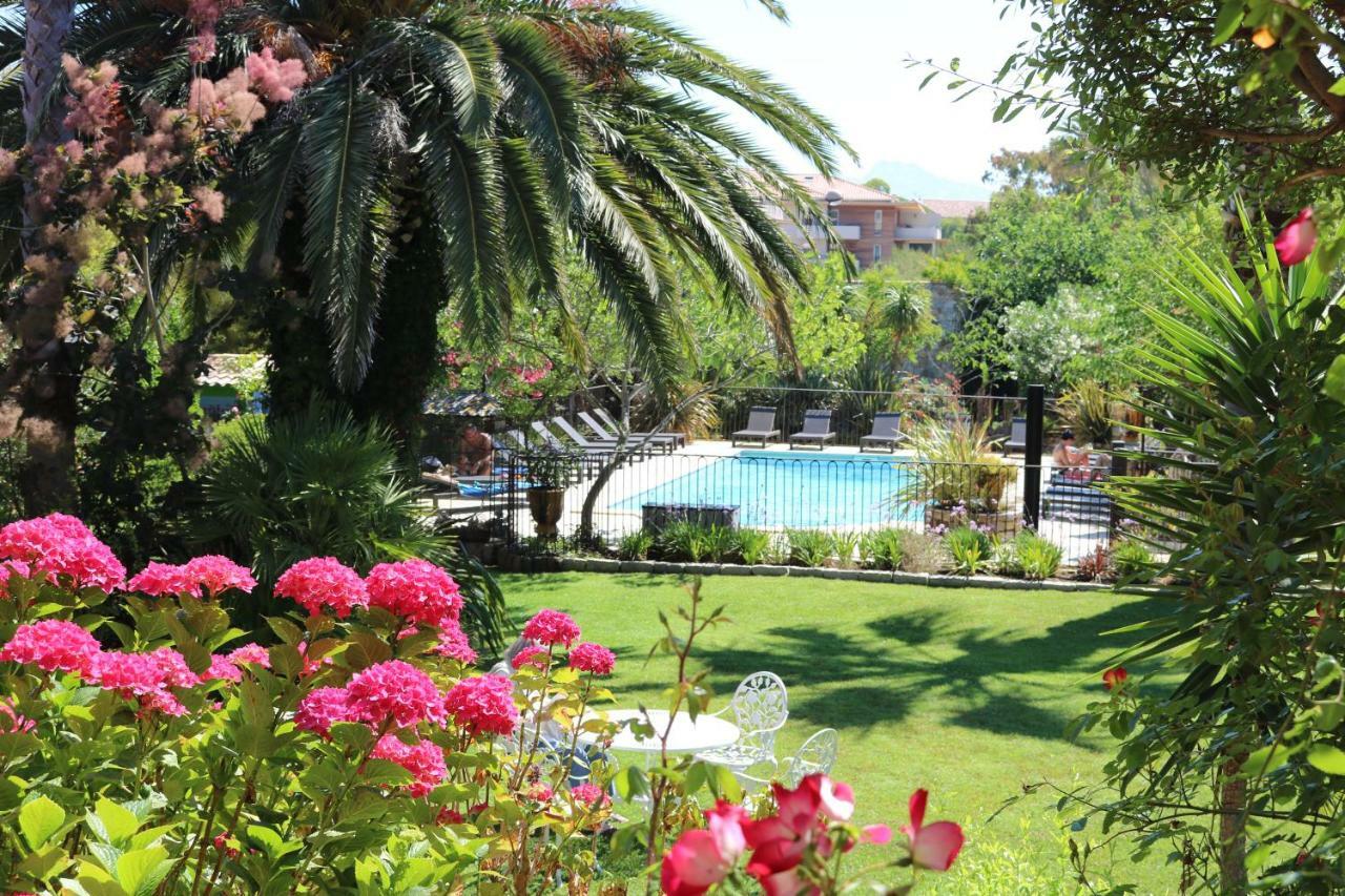 Residence Le Home Calvi  Exteriér fotografie